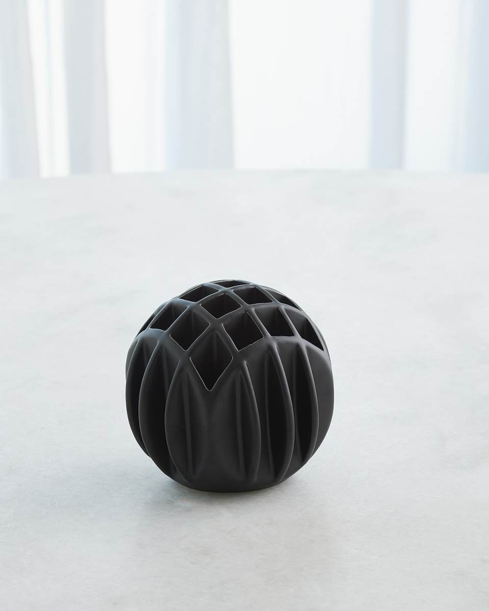 Bub Ball Small Vase